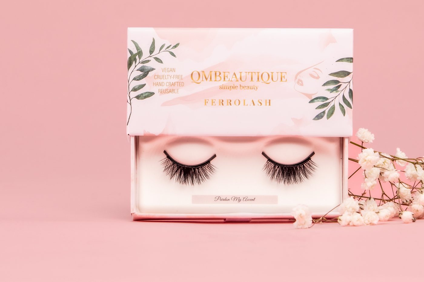 A Ferrolash magnetic lash box, open, with baby's breath