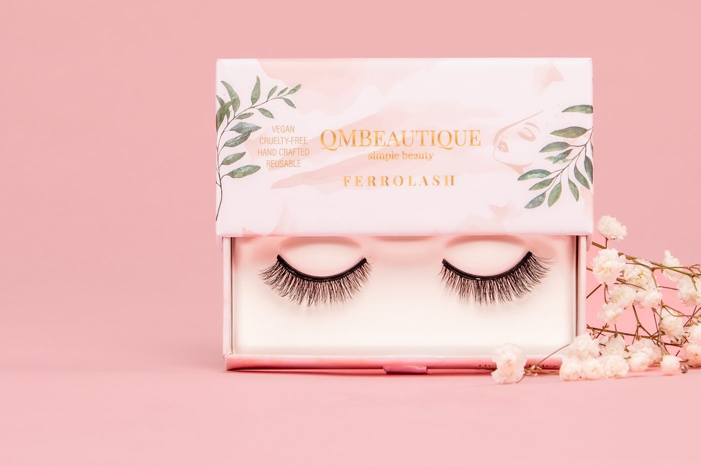 A Ferrolash magnetic lash box, open, with baby's breath