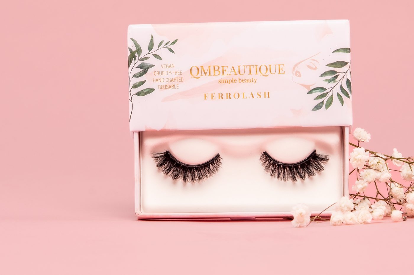 A Ferrolash magnetic lash box, open, with baby's breath